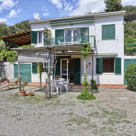 Il Giardino Nel Sole Bilo Apartment Capoliveri  Bagian luar foto