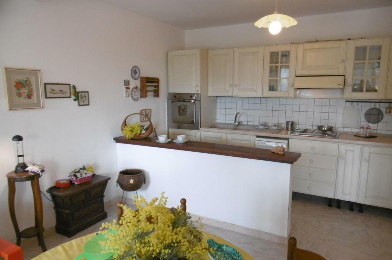 Il Giardino Nel Sole Bilo Apartment Capoliveri  Bagian luar foto