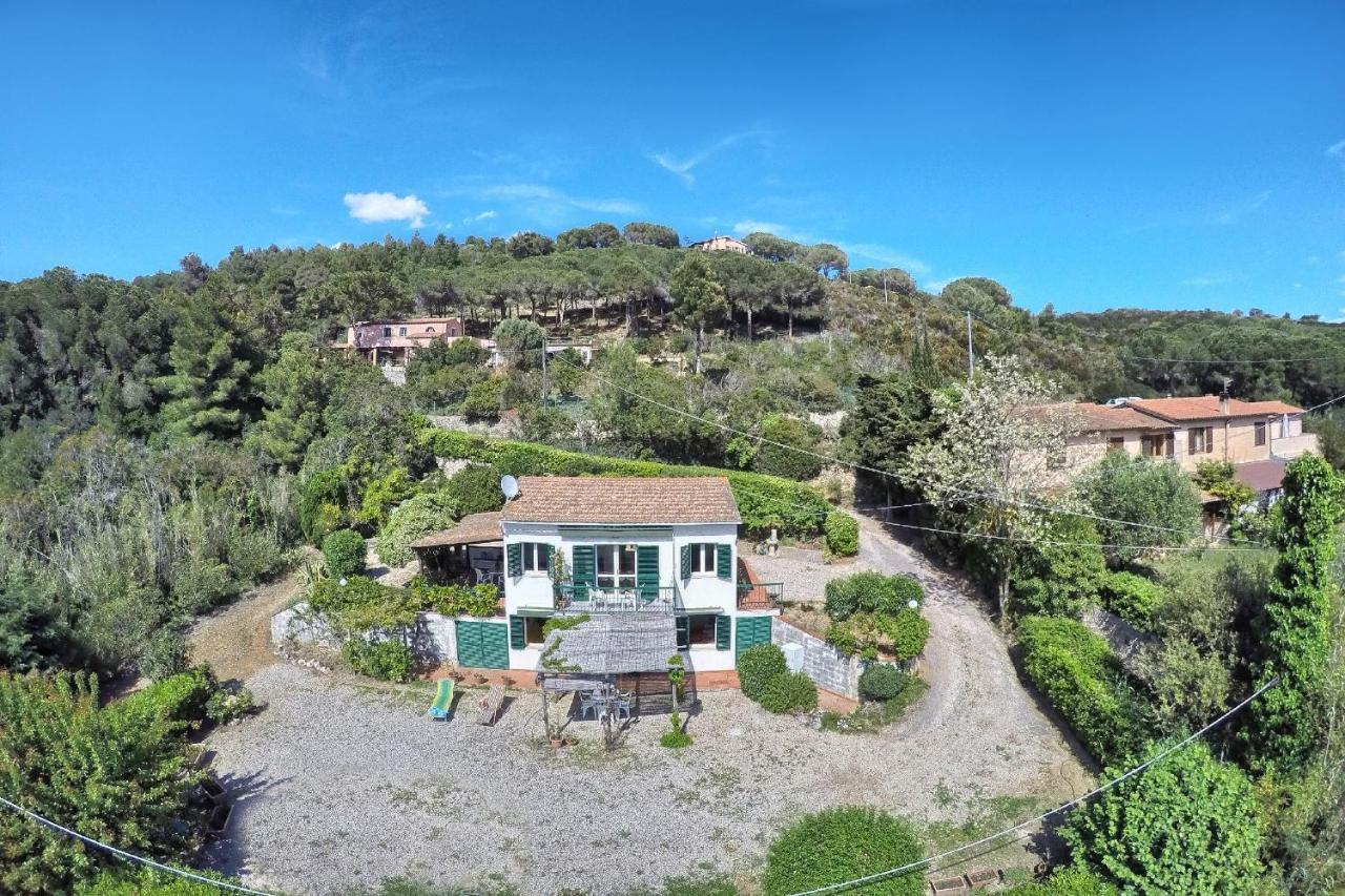 Il Giardino Nel Sole Bilo Apartment Capoliveri  Bagian luar foto